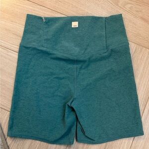 Vuori 5’ Biker Shorts